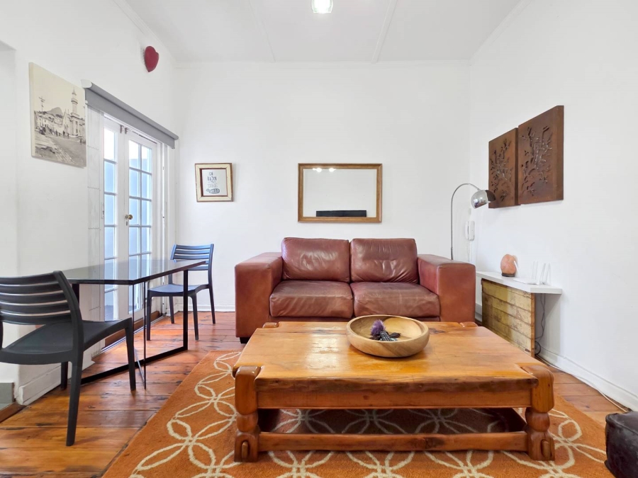 To Let 2 Bedroom Property for Rent in Zonnebloem Western Cape
